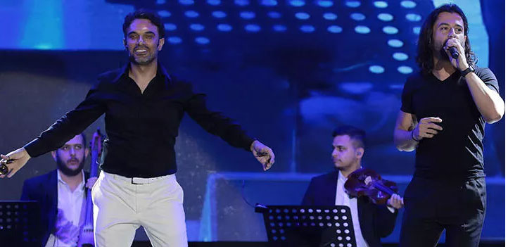 Uğur Aslan... SAHNESİNE KORAY AVCI ÇIKARMASI!