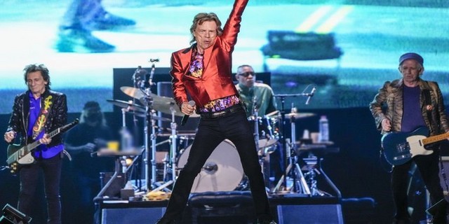 Mick Jagger... EFSANE ROCKÇI KORONAVİRÜSE YAKALANDI!