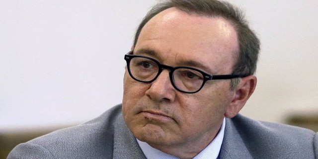 Kevin Spacey... 3 ERKEĞE CİNSEL TACİZ SUÇLAMASIYLA YARGILANACAK!..