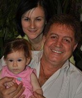 Tolgahan... 65 YAŞINDA ÜÇÜNCÜ KEZ BABA OLDU!