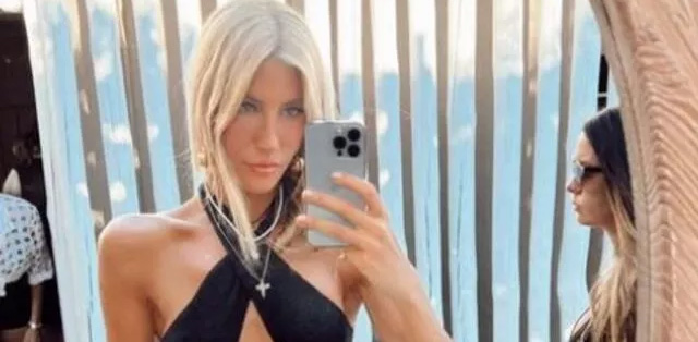 Çağla Şıkel... KARIN KASLARI ŞOVU!