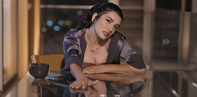 Aleyna Tilki'nin annesi Havva Öztel... KIZININ İZİNDE, İLK KLİBİ YAYINLANDI!
