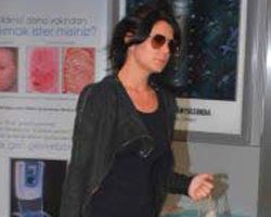 Aysun Kayacı... GELDİĞİNE PİŞMAN OLDU!