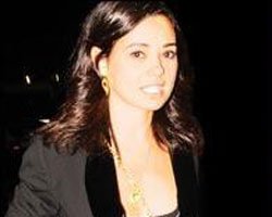 Özgü Namal... "AŞIK DEĞİLİM!"