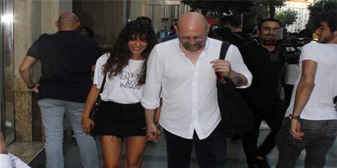 Selin Şekerci... 'AŞKA KAPALIYIM' DEDİ ELELE GÖRÜNTÜLENDİ!