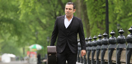 Ferhat Göçer... BU KLİP İÇİN 4 DEFA OKYANUS GEÇTİ!