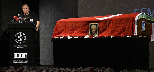 Semih Sergen... SON YOLCULUĞUNA UĞURLANDI!