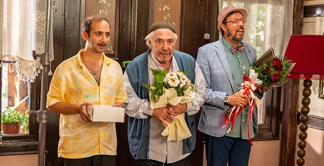 Balkan Ninnisi... SÜLEYMAN, DANİEL VE ARİF EVDEN KOVULUR!