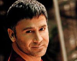 İzzet Yıldızhan... "BANA KIRO DİYEN KADINLAR, PEŞİMDEN ÇOK KOŞTU!"