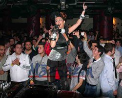 Nilay Dorsa... "DEMET AKALIN VE HANDE YENER SIKI DURSUN!"