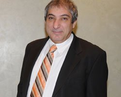 Bedros Tanışman... AVRUPALI SAAT MARKALARINA KAFA TUTUYOR!