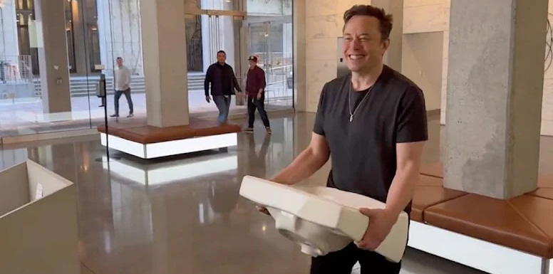 Elon Musk... TWITTER BİNASINA ELİNDE LAVABO İLE GİRDİ!..