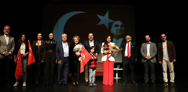 Payidar: Gazi'nin Büyük Tablosu... 29 EKİM ÖZEL GÖSTERİMİ!