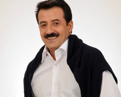 Kamil Akbaba... "NAZLI GELİN" MÜZİKSEVERLERLE BULUŞTU!