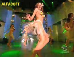 flaş..özel haber/Aida Yespica...BEŞİKTAŞ'IN YENGESİNDEN SEKSİ SHOW!...