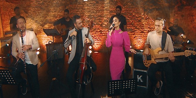 Elif Buse Doğan - Kafadar... 'RÜYALARDA BULUŞURUZ!'