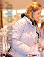 Esra Eron... KIZ BEBEK BEKLİYOR!