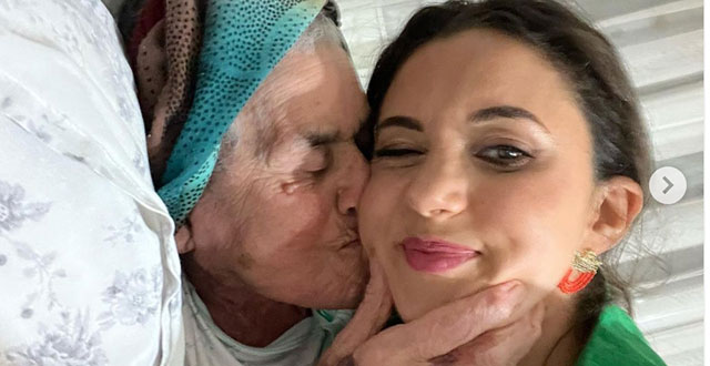 Karsu Dönmez... ENKAZDAN KURTARILAN BABAANNESİNİ KAYBETTİ!