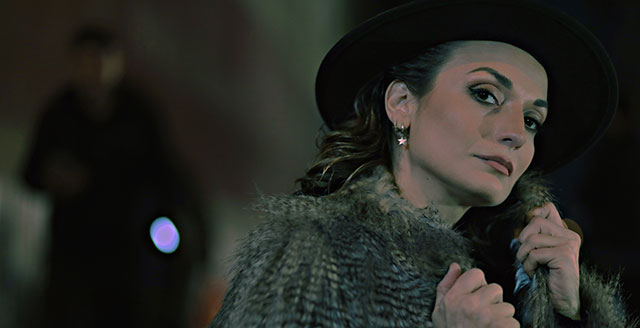 Hande Şan... Z KUŞAĞININ ŞARKISI 'HADİ EYVALLAH'