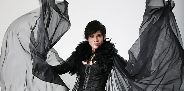 Aydilge... SEZEN AKSU ŞARKISI İÇİN GELENEĞİ BOZDU!