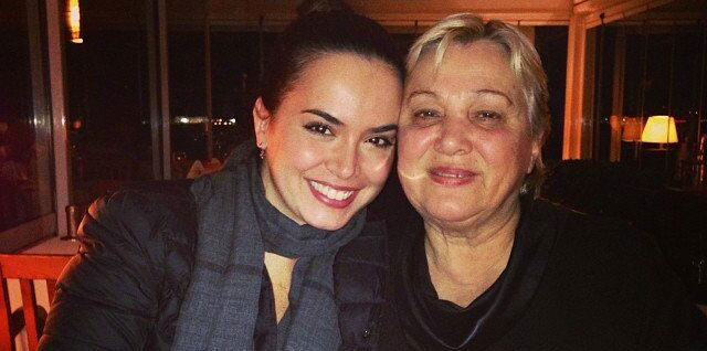 Yeliz Şar... ANNESİNİ KAYBETTİ!