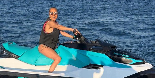 Asuman Dabak... 'NOKTA ANA' DAN JET-SKİ ŞOV!
