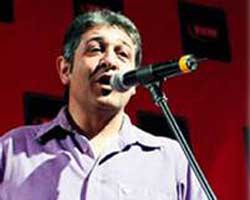 Murat Göğebakan... TEDAVİ SONRASI İLK KEZ SAHNEDE!