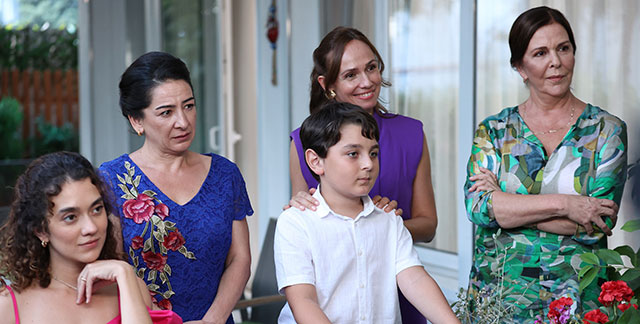 Kısmet... KISMET APARTMANI'NDA KAOS!