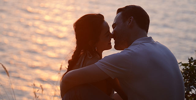 Ya Çok Seversen... ATEŞ İLE LEYLA'DAN ROMANTİK SAHNELER!