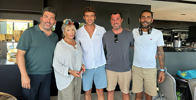 Ajda Pekkan... DÖNENCE SETİNİ ZİYARET ETTİ!