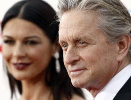 Michael Douglas...GENÇ KARISI İLE NASIL SEKS YAPTIĞINI ANLATTI!...
