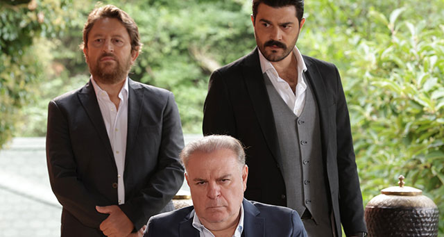 Hudutsuz Sevda... HALİL İBRAHİM ZEYNEP'İ KURTARABİLECEK Mİ?