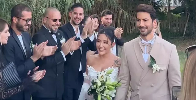 Melek Mosso... EVLENDİ!