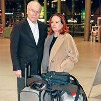 Müjde-Ercan Karakaş... "İÇ ÇAMAŞIRIMIZA KADAR ARANDIK!"