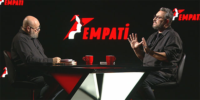 Onur Saylak... 'İLK AŞKIM HALA BENDE DURUYOR!'