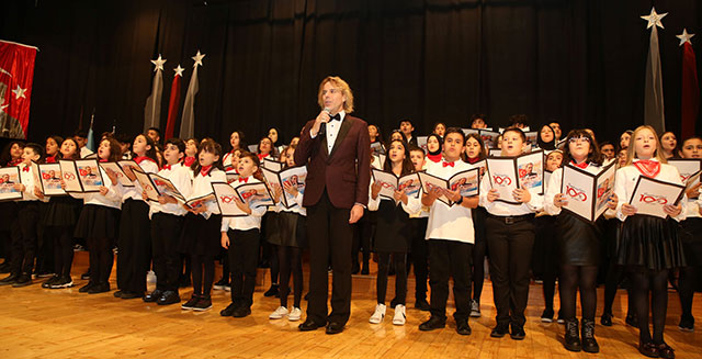 Soner Arıca... 10 KASIM’ A ÖZEL VİDEO KLİP!