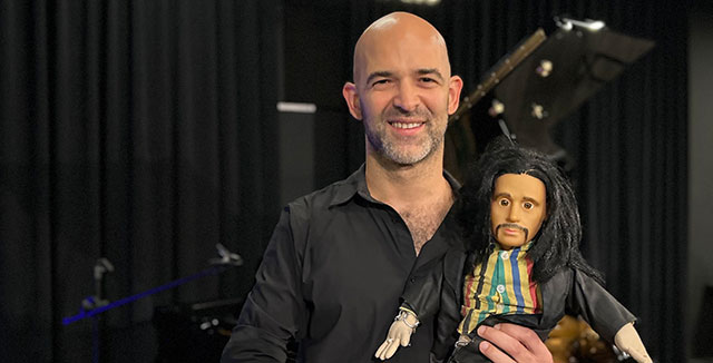 Murat Evgin... KONSERİNE DAMGA VURAN SÜRPRİZ HEDİYE!..