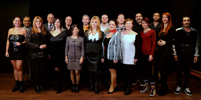 Kamuran Akkor... KORO ŞEFİ OLARAK YENİ YETENEKLERE BURS VERİYOR!