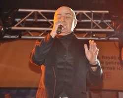 "ONE MİNUTE" KONSERİ YAPILDI!