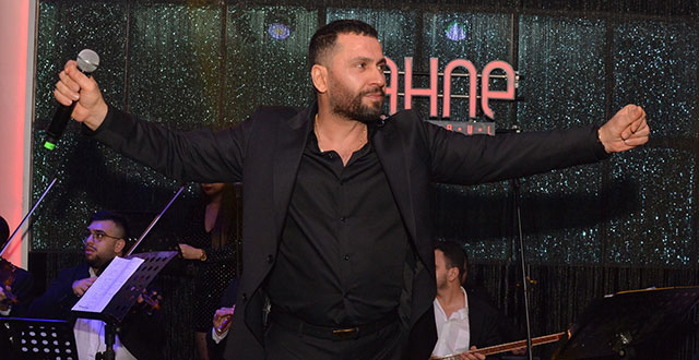 Özgür Alter... 'SAHNE İSTANBUL'DA YENİ YIL COŞKUSU!