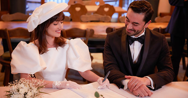 Kül Masalı... ÖZGE İLE ARAT'IN HİKAYESİ BAŞLIYOR!