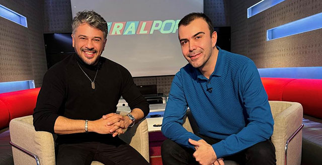 Emre Altuğ... 'YALNIZIM, BU DURUMU SEVİYORUM DA!'