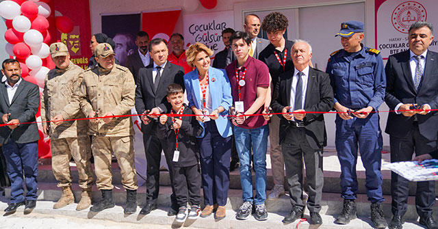Çocuklar Gülsün Diye... 52. ANAOKULU’NU, HATAY SAMANDAĞ’DA AÇILDI!
