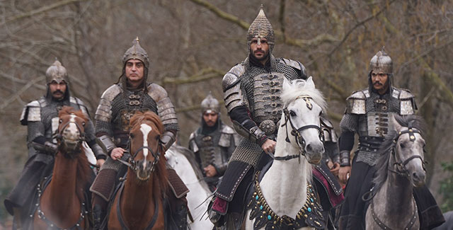 Mehmed: Fetihler Sultanı... SARAYDA DÜĞÜM ÇÖZÜLÜYOR!