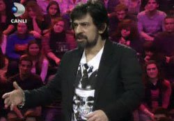 Okan Bayülgen... "SİZ BÖYLE Mİ SEVİŞİYORSUNUZ?"