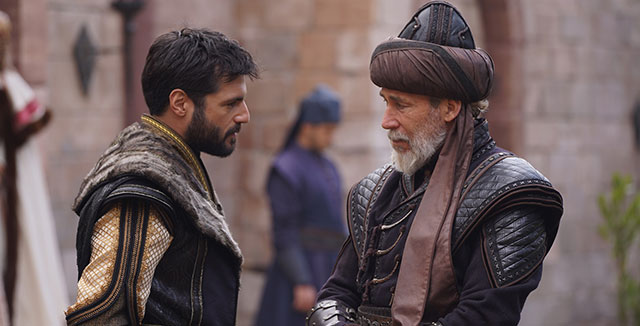 Mehmed: Fetihler Sultanı... ÇANDARLI'NIN HAMLESİ!