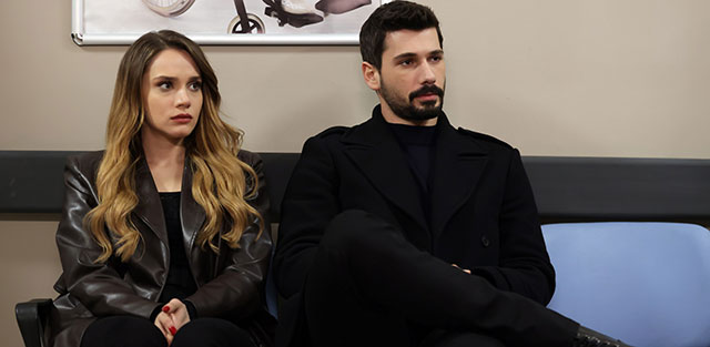 Hudutsuz Sevda... KADINLARIN SAVAŞI!