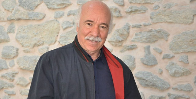 Sümer Ezgü... HOCASI MEHMET ÖZBEK'İN SON SAĞLIK DURUMUNU PAYLAŞTI!