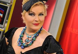 Nurseli İdiz... ANNESİNİ KAYBETTİ!