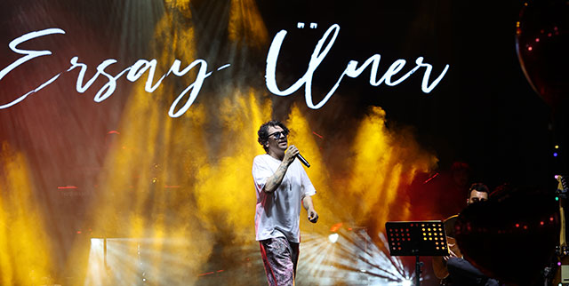 Ersay Üner... MEMLEKETİNDE FESTİVAL ÇOŞKUSU!